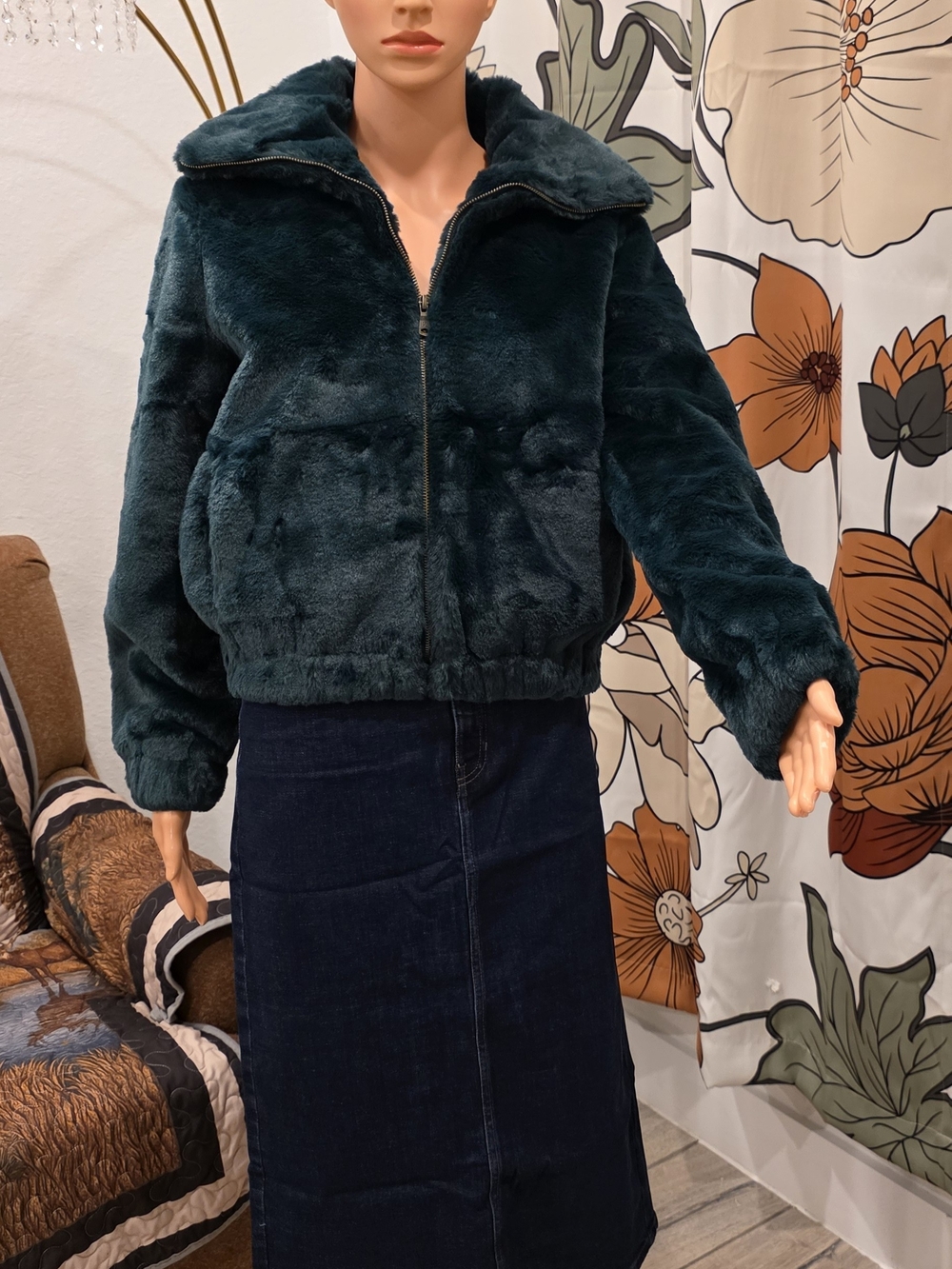 Faux Fur Zip-Up Jacket in Sapphire Green